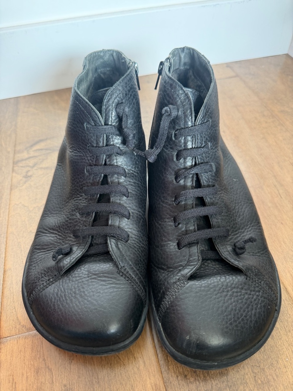 Camper Men's Black Leather Lace-Up Ankle Shoes